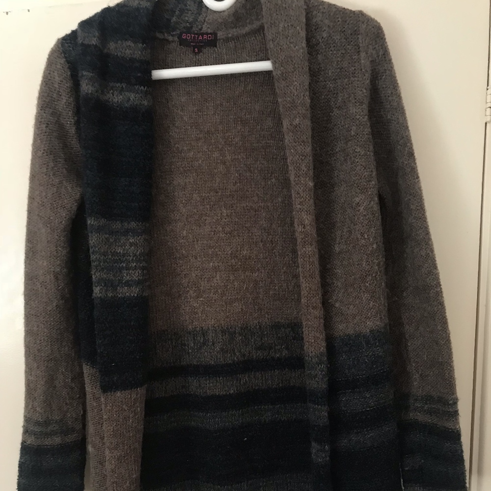 Gottardi Italian grey and black wool sweater
